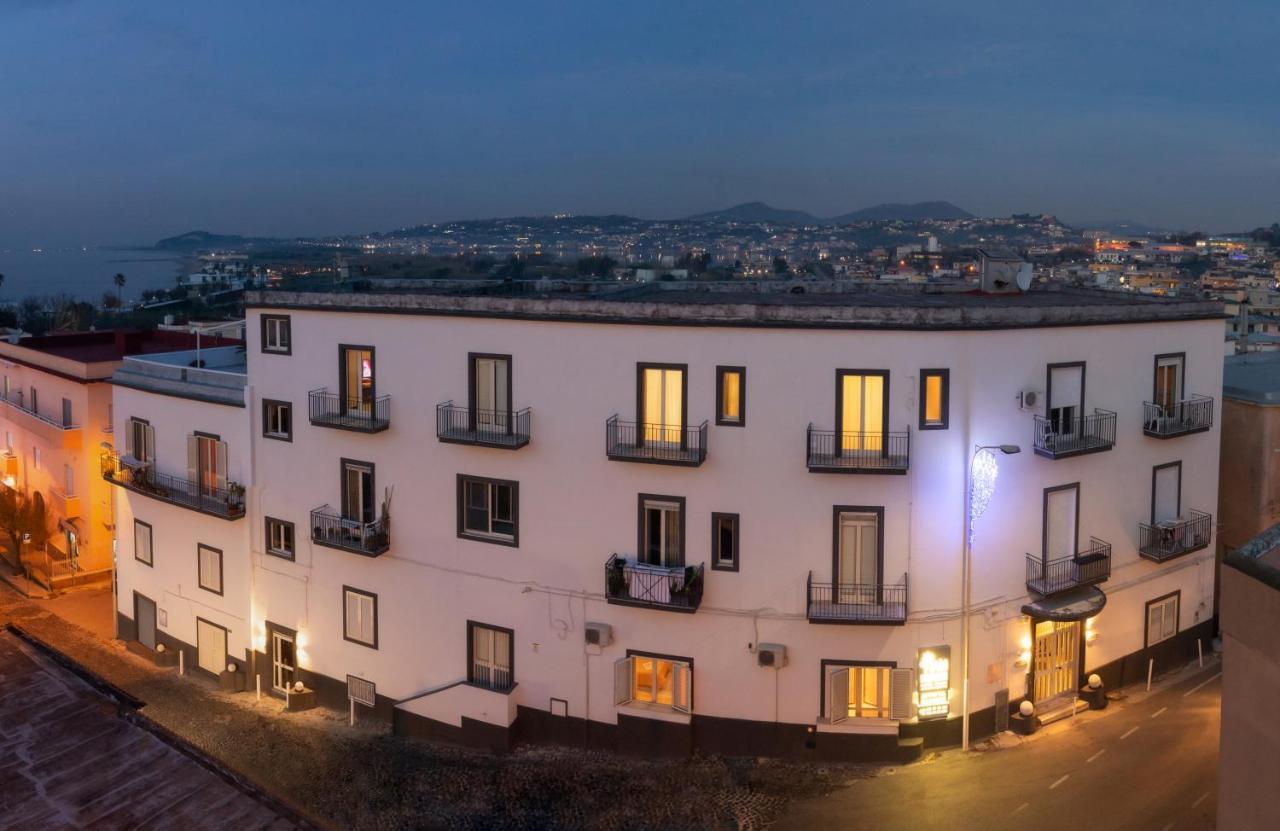 Naro Suites And Rooms Баколі Екстер'єр фото