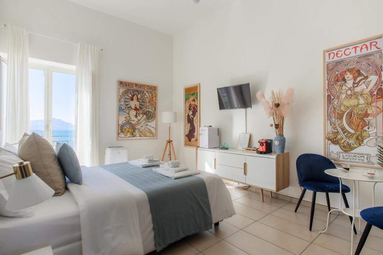 Naro Suites And Rooms Баколі Екстер'єр фото
