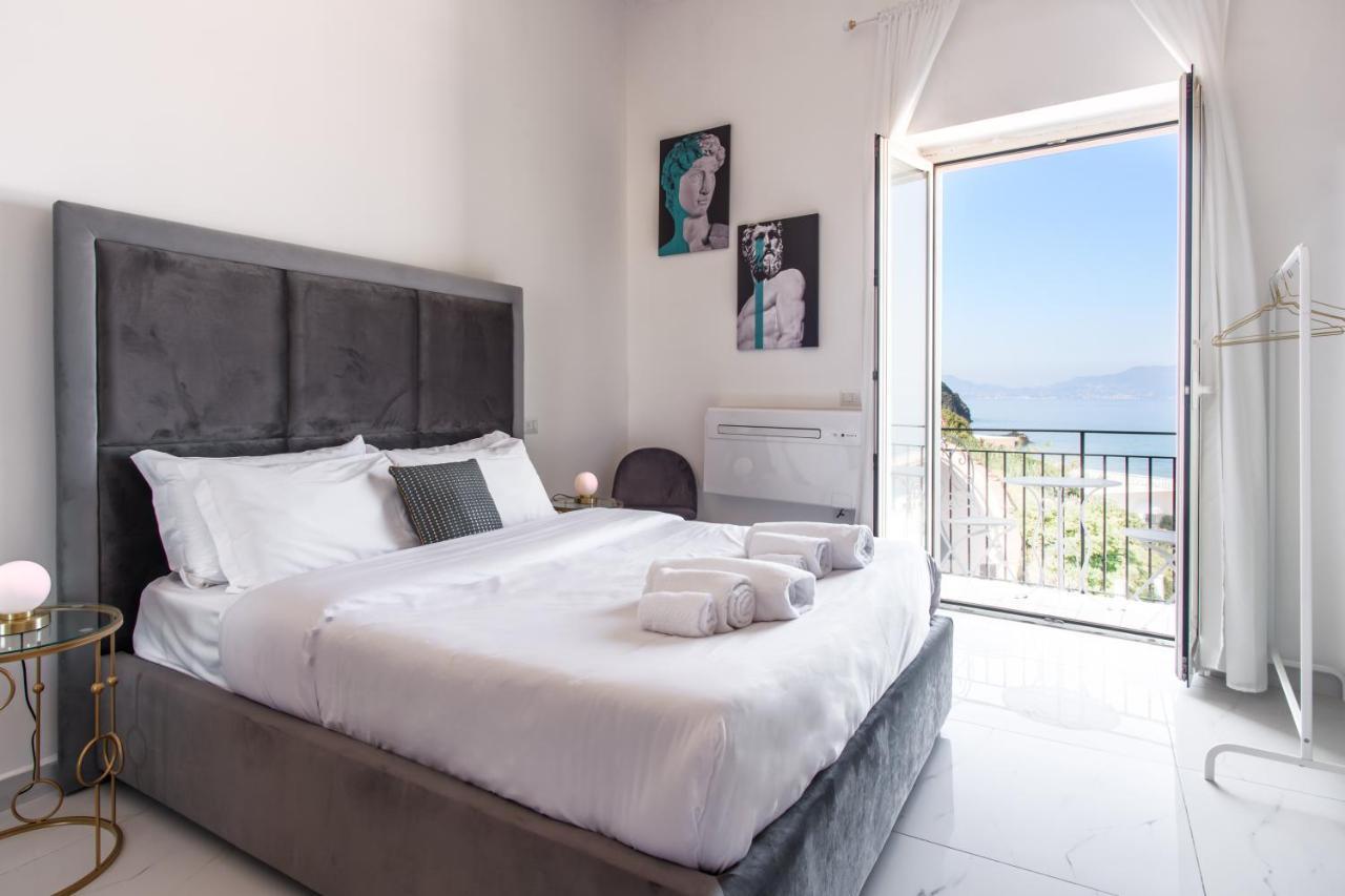 Naro Suites And Rooms Баколі Екстер'єр фото