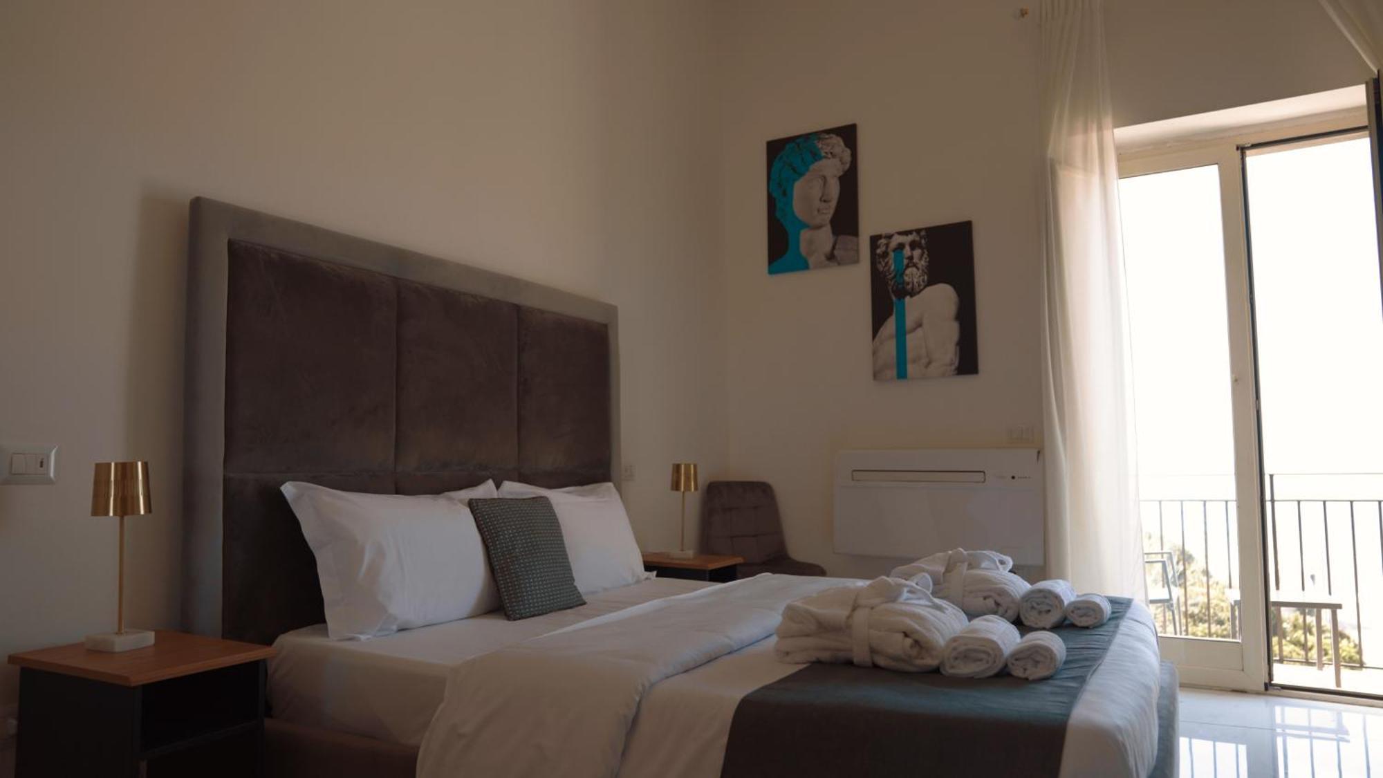 Naro Suites And Rooms Баколі Екстер'єр фото