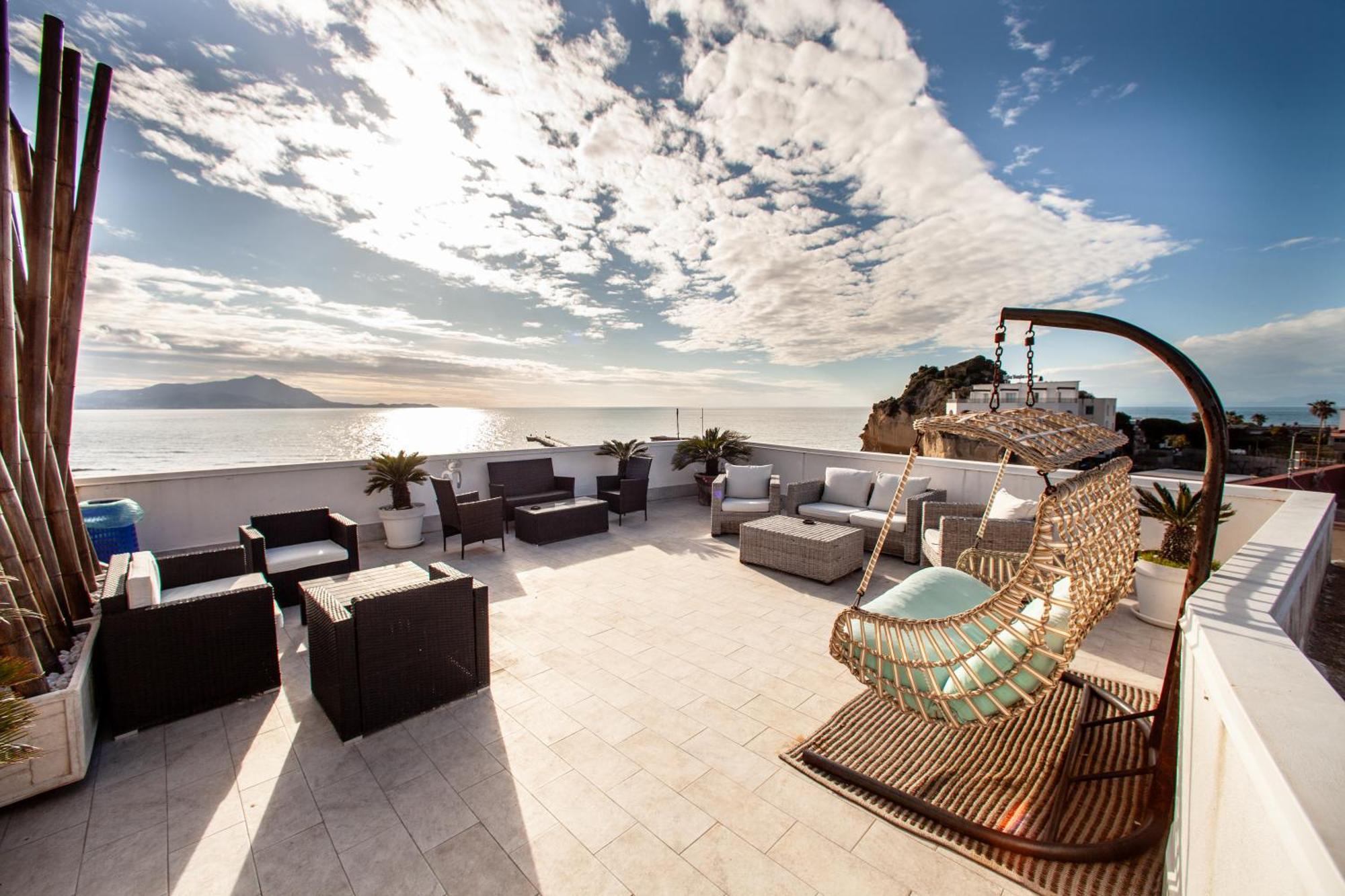 Naro Suites And Rooms Баколі Екстер'єр фото